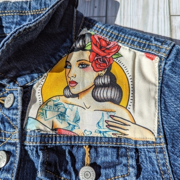Tattoo Flash Forever Custom Made Denim Jean Jacket in Blue and Cream Size 6 - Picture 4 of 9